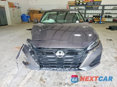 Piąte zdjęcie samochodu w środku: 2025 NISSAN ALTIMA SV VIN:1N4BL4DW4SN411547 - miniatura