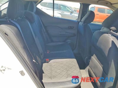 Zdjęcie 10 z 12 samochodu: 2018 NISSAN KICKS S VIN:3N1CP5CU3JL531964 - miniatura