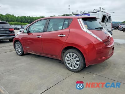 Drugie zdjęcie samochodu z przodu: 2015 NISSAN LEAF S VIN:1N4AZ0CP5FC315781 - miniatura