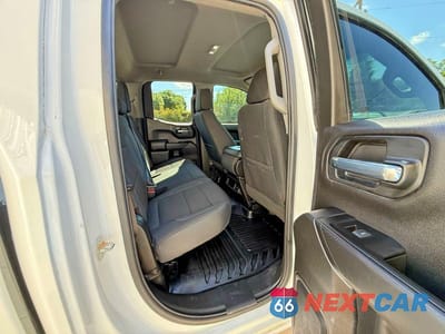 Zdjęcie 6 z 10 samochodu: 2022 CHEVROLET SILVERADO K1500 VIN:1GCRDAEDXNZ507794 - miniatura