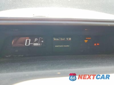 Zdjęcie 9 z 12 samochodu: 2016 TOYOTA PRIUS C TWO VIN:JTDKDTB37G1117035 - miniatura