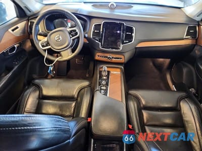 Zdjęcie 8 z 13 samochodu: 2018 VOLVO XC90 T8 VIN:YV4BR0PL1J1195372 - miniatura