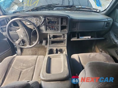 Zdjęcie 8 z 13 samochodu: 2005 GMC NEW SIERRA K1500 VIN:1GTEK19B15Z279701 - miniatura