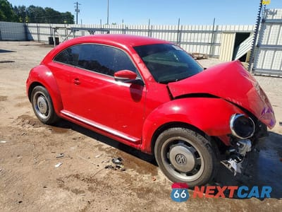 Czwarte zdjęcie samochodu z boku: 2012 VOLKSWAGEN BEETLE VIN:3VWJP7AT5CM641502 - miniatura