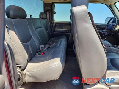 Zdjęcie 10 z 12 samochodu: 2005 CHEVROLET SILVERADO K1500 VIN:1GCEK19B85E122349 - miniatura