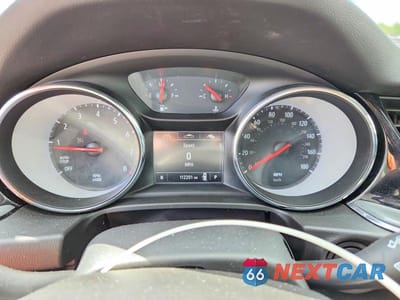 Zdjęcie 9 z 12 samochodu: 2018 BUICK REGAL TOURX PREFERRED VIN:W04GU8SX9J1159360 - miniatura
