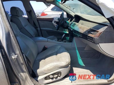 Zdjęcie 7 z 12 samochodu: 2008 BMW 528 I VIN:WBANU53548CT00016 - miniatura