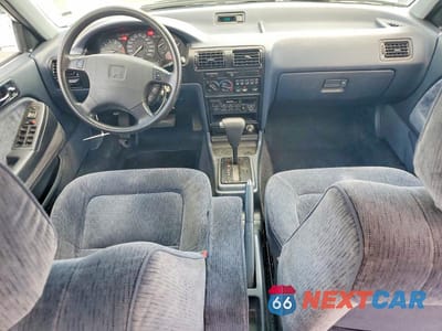 Zdjęcie 8 z 12 samochodu: 1993 HONDA ACCORD LX VIN:JHMCB7657PC007974 - miniatura