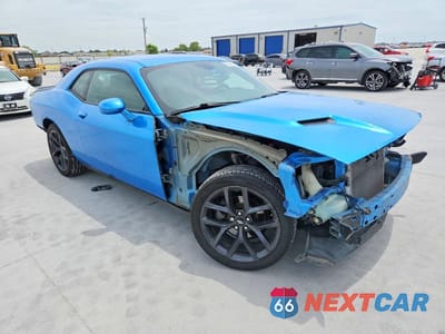 Czwarte zdjęcie samochodu z boku: 2019 DODGE CHALLENGER SXT VIN:2C3CDZAG2KH684523 - miniatura