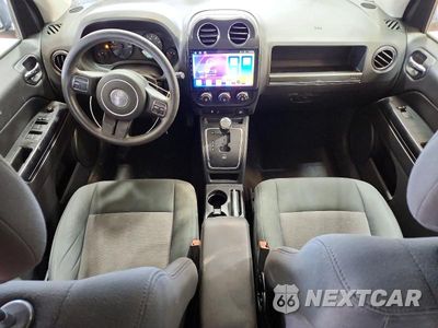 Zdjęcie 8 z 13 samochodu: 2012 JEEP COMPASS SPORT VIN:1C4NJDBB6CD591585 - miniatura