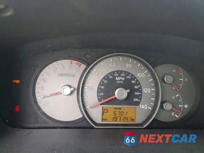 Zdjęcie 9 z 12 samochodu: 2007 KIA RONDO LX VIN:KNAFG526177052725 - miniatura
