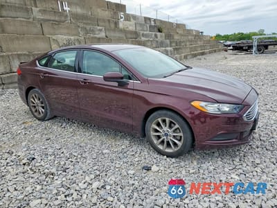 Czwarte zdjęcie samochodu z boku: 2017 FORD FUSION SE VIN:3FA6P0HD6HR155814 - miniatura