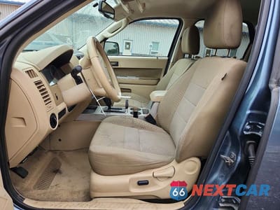 Zdjęcie 7 z 13 samochodu: 2010 FORD ESCAPE XLT VIN:1FMCU0D74AKA94006 - miniatura