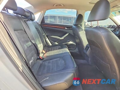 Zdjęcie 10 z 12 samochodu: 2013 VOLKSWAGEN PASSAT SEL VIN:1VWCN7A30DC139563 - miniatura