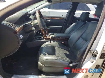 Zdjęcie 7 z 12 samochodu: 2007 MERCEDES-BENZ S 550 VIN:WDDNG71XX7A143506 - miniatura