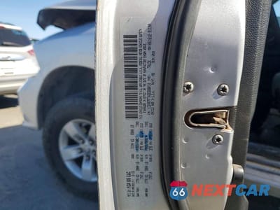 Zdjęcie 12 z 12 samochodu: 2016 RAM 1500 ST VIN:1C6RR7FT4GS388010 - miniatura