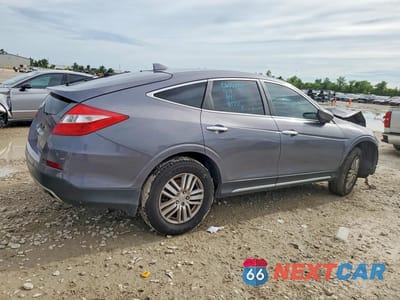 Trzecie zdjęcie samochodu z tyłu: 2015 HONDA CROSSTOUR EXL VIN:5J6TF3H5XFL001350 - miniatura