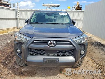 Piąte zdjęcie samochodu w środku: 2020 TOYOTA 4RUNNER VIN:JTEBU5JR3L5802343 - miniatura