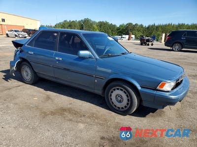 Czwarte zdjęcie samochodu z boku: 1988 TOYOTA CAMRY LE VIN:JT2VV22E7J0023037 - miniatura