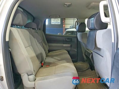 Zdjęcie 10 z 12 samochodu: 2011 TOYOTA TUNDRA CREWMAX SR5 VIN:5TFDY5F18BX187120 - miniatura