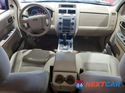 Zdjęcie 8 z 13 samochodu: 2008 FORD ESCAPE XLT VIN:1FMCU93198KD75309 - miniatura