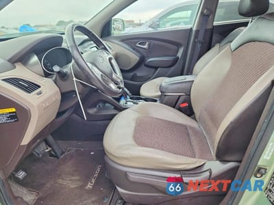 Zdjęcie 7 z 13 samochodu: 2011 HYUNDAI TUCSON GLS VIN:KM8JU3AC7BU125930 - miniatura