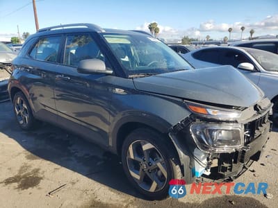 Czwarte zdjęcie samochodu z boku: 2026 HYUNDAI VENUE SEL VIN:KMHRC8A31TU454501 - miniatura