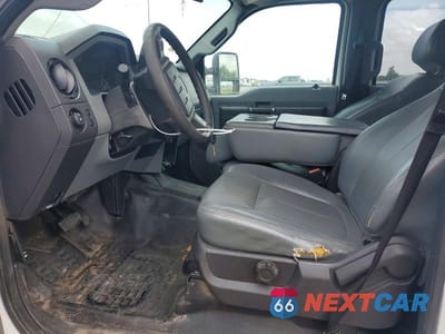 Zdjęcie 7 z 13 samochodu: 2016 FORD F350 SUPER DUTY VIN:1FT8W3CT7GEA27637 - miniatura