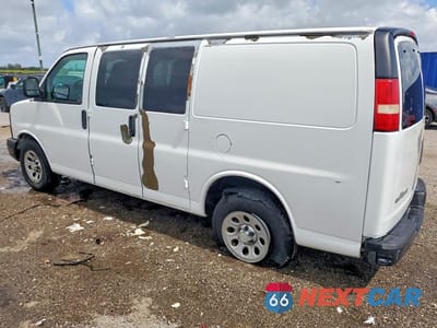 Drugie zdjęcie samochodu z przodu: 2010 CHEVROLET EXPRESS 1500 CARGO DELIVERY VAN VIN:1GCUGADX8A1171259 - miniatura