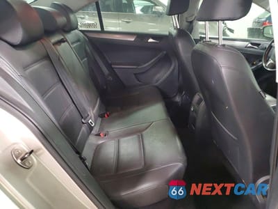 Zdjęcie 10 z 12 samochodu: 2013 VOLKSWAGEN JETTA TDI VIN:3VWLL7AJXDM204020 - miniatura
