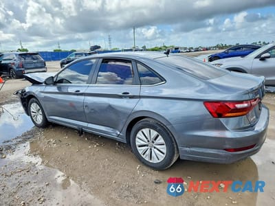 Drugie zdjęcie samochodu z przodu: 2019 VOLKSWAGEN JETTA S VIN:3VWCB7BU2KM141083 - miniatura