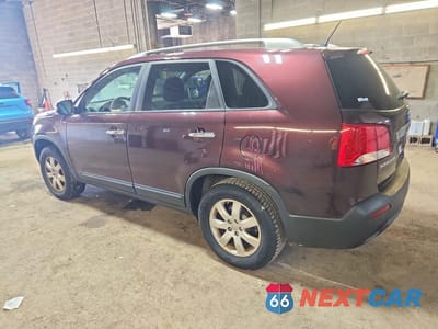 Drugie zdjęcie samochodu z przodu: 2013 KIA SORENTO LX VIN:5XYKT3A66DG399503 - miniatura
