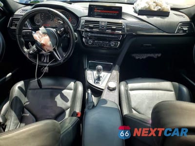Zdjęcie 8 z 12 samochodu: 2018 BMW M3 VIN:WBS8M9C50J5J80175 - miniatura