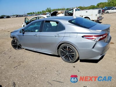 Drugie zdjęcie samochodu z przodu: 2020 TOYOTA CAMRY XSE VIN:4T1K61AK8LU311956 - miniatura