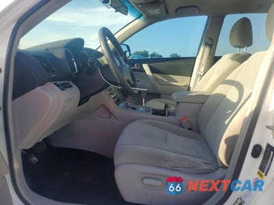 Zdjęcie 7 z 12 samochodu: 2013 TOYOTA HIGHLANDER PLUS VIN:5TDZA3EH3DS039625 - miniatura