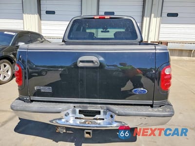 Zdjęcie 6 z 12 samochodu: 2003 FORD F150 SUPERCREW VIN:1FTRW07L93KD41301 - miniatura
