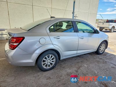 Trzecie zdjęcie samochodu z tyłu: 2017 CHEVROLET SONIC LT VIN:1G1JD5SH9H4140179 - miniatura