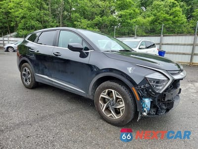 Czwarte zdjęcie samochodu z boku: 2024 KIA SPORTAGE LX VIN:KNDPUCDF8R7310128 - miniatura
