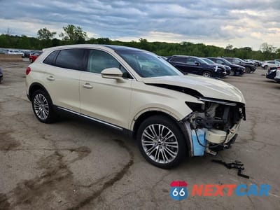 Czwarte zdjęcie samochodu z boku: 2016 LINCOLN MKX RESERVE VIN:2LMTJ8LR5GBL87608 - miniatura
