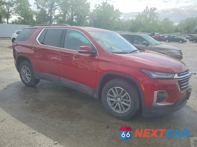 Czwarte zdjęcie samochodu z boku: 2023 CHEVROLET TRAVERSE LT VIN:1GNEVGKW2PJ317727 - miniatura
