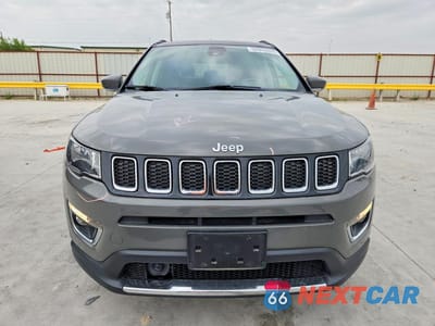 Piąte zdjęcie samochodu w środku: 2021 JEEP COMPASS LIMITED VIN:3C4NJDCB1MT506694 - miniatura