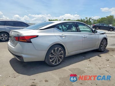 Trzecie zdjęcie samochodu z tyłu: 2023 NISSAN ALTIMA SL VIN:1N4BL4EV6PN413488 - miniatura