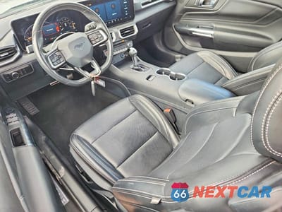 Zdjęcie 8 z 13 samochodu: 2025 FORD MUSTANG VIN:1FAGP8UH6S5120888 - miniatura