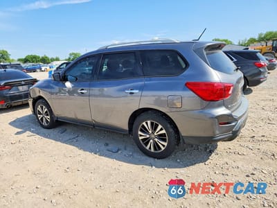 Drugie zdjęcie samochodu z przodu: 2017 NISSAN PATHFINDER SV VIN:5N1DR2MM8HC661040 - miniatura