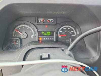 Zdjęcie 9 z 13 samochodu: 2012 FORD ECONOLINE E350 SUPER DUTY VAN VIN:1FTSS3EL1CDB08082 - miniatura