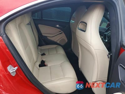 Zdjęcie 10 z 12 samochodu: 2014 MERCEDES-BENZ CLA 250 4MATIC VIN:WDDSJ4GB9EN088096 - miniatura