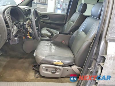 Zdjęcie 7 z 13 samochodu: 2003 CHEVROLET TRAILBLAZER VIN:1GNDT13S232279902 - miniatura