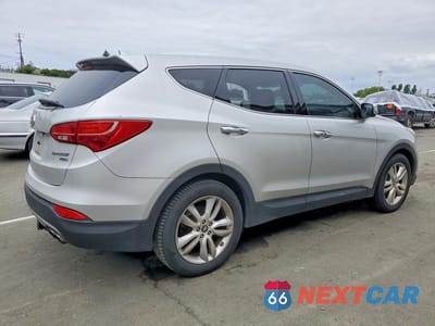 Trzecie zdjęcie samochodu z tyłu: 2013 HYUNDAI SANTA FE SPORT 2.0T VIN:5XYZWDLA5DG037742 - miniatura