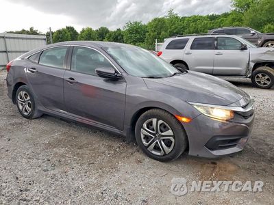 Czwarte zdjęcie samochodu z boku: 2018 HONDA CIVIC LX VIN:2HGFC2F52JH592838 - miniatura