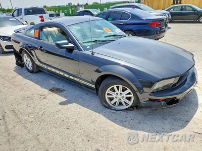 Czwarte zdjęcie samochodu z boku: 2008 FORD MUSTANG VIN:1ZVHT80N685203572 - miniatura